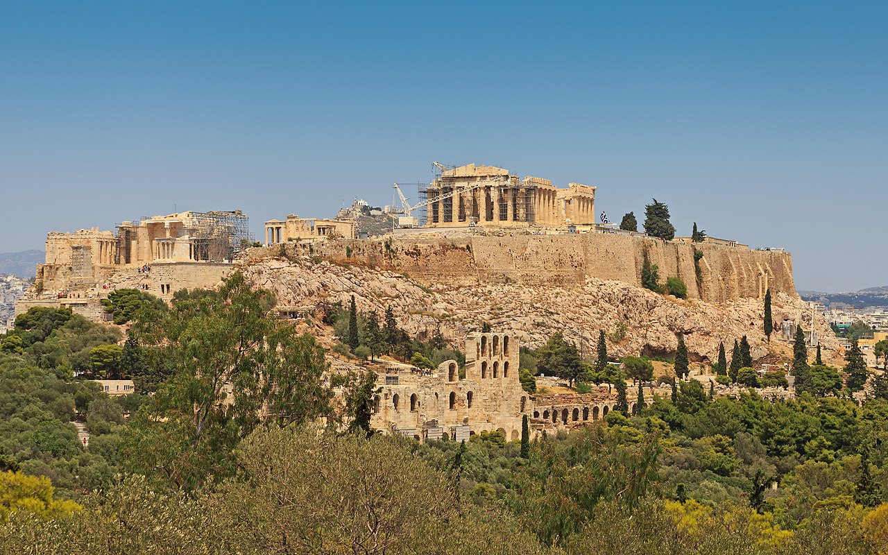 What Was a Polis? Exploring Ancient Greek City-States & Identity